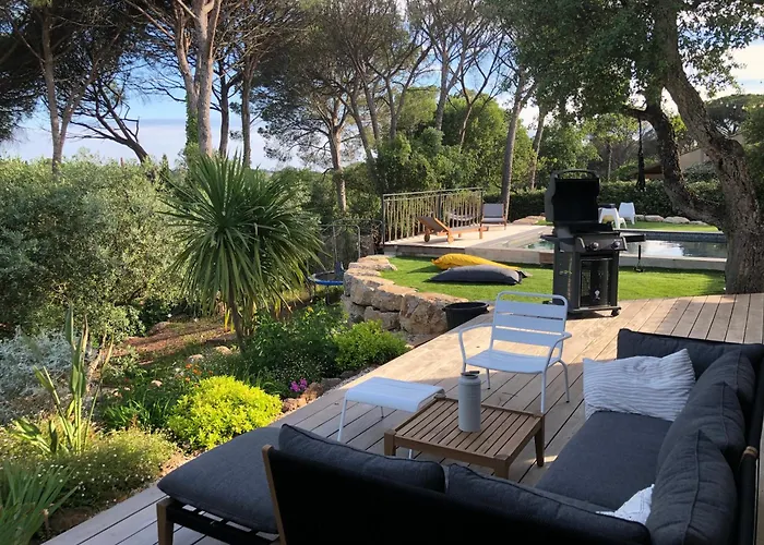 Au Grand Chene * Сен-Рафаэль