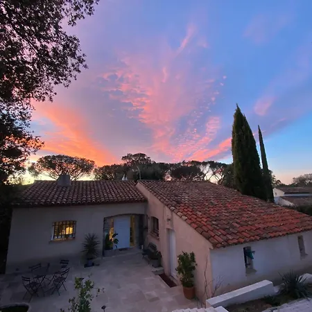 Au Grand Chene Saint-Raphael (Var)