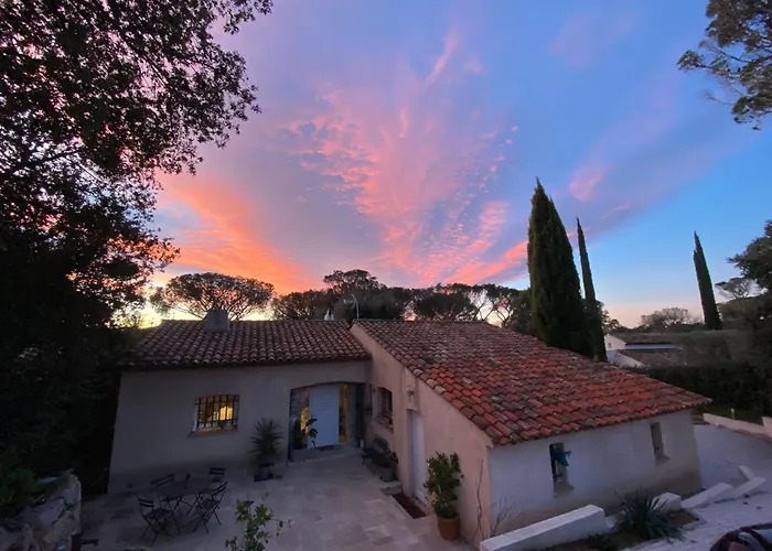 Au Grand Chene Saint-Raphael (Var)